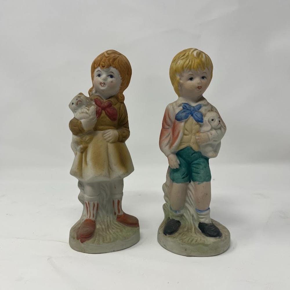 Vintage Bisque Boy and Girl Figurine Set Holding Dogs 7 inch Figurines - Picture 8 of 8